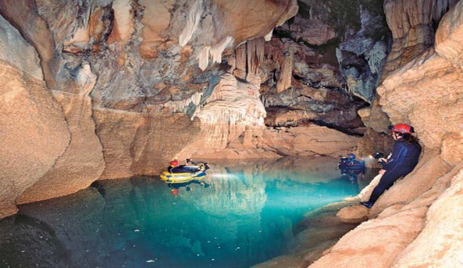 Corinth, Caves of Lakes & Cog Railway - Natural Beauty Tour