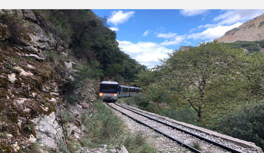 Corinth, Caves of Lakes & Cog Railway - Natural Beauty Tour