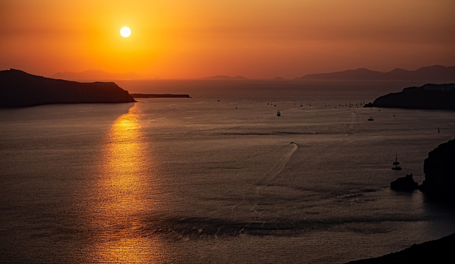 10 Day Tour in Mykonos, Santorini, Crete a Greek Islands Odyssey from Athens