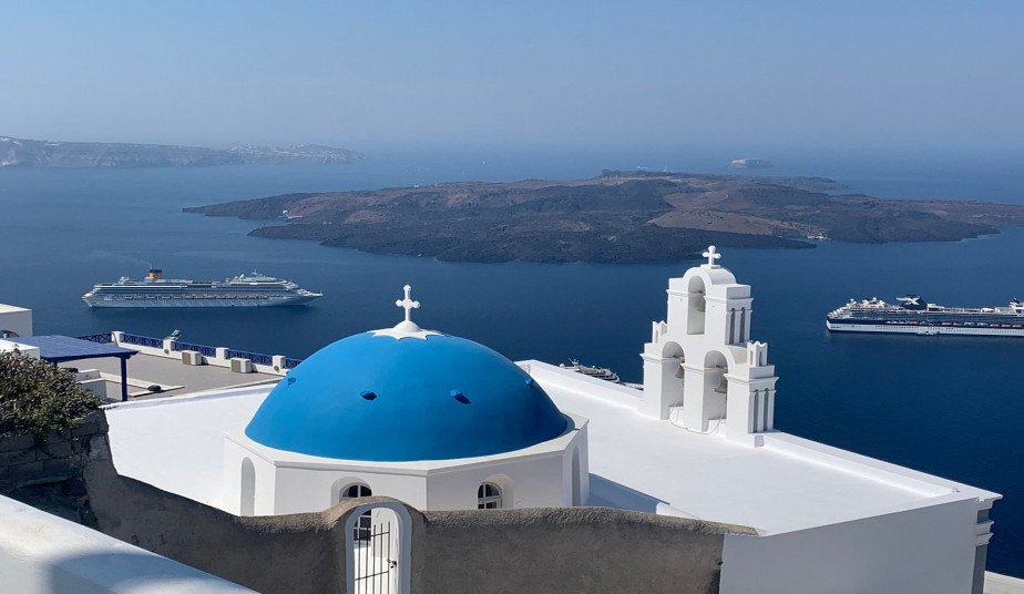 8 Day Tour in Paros, Naxos, Santorini, to Explore the Best of Greek Islands