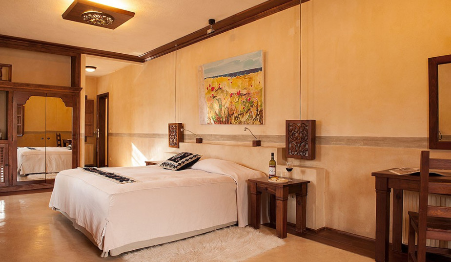 12 Day Wine Routes in Northern Greece & Peloponnese from Grape to Wine!