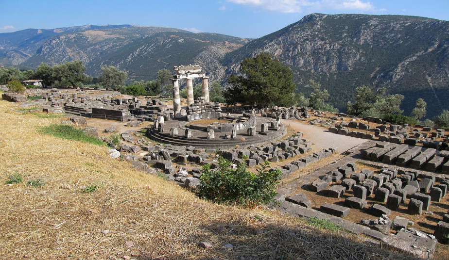 13 Day Special Tour: Mystras, Argolis, Delphi, Monemvasia, Meteora, Vergina!