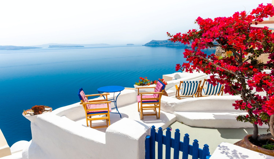 Visit Greece in 13 days, Athens, Olympia, Delphi, Santorini, Mykonos & Paros