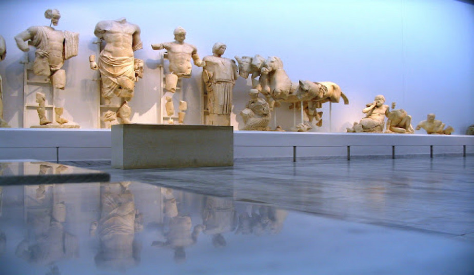 3-Day Private Tour of Delphi, Olympia and Meteora,  Steps into Greek History