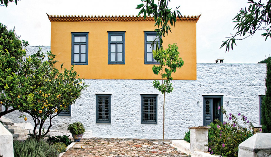 3 Day Romantic Getaway Spetses, Hydra Island, Nafplio & Mycenae