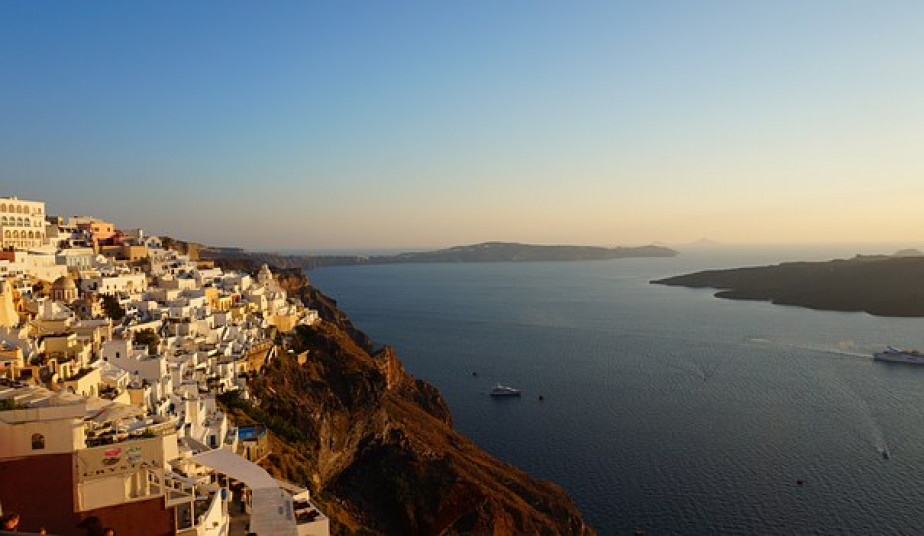 4 Day Private Tour of Crete, Santorini, and Mykonos to Discover Greek Island