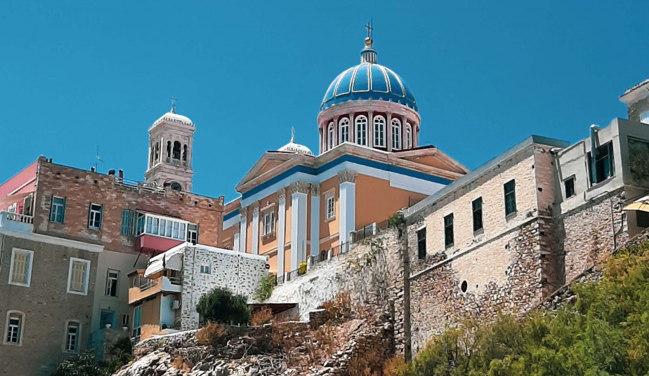 5-Day Tour in Syros & Santorini - A Blend of Cycladic and Venetian Architecture