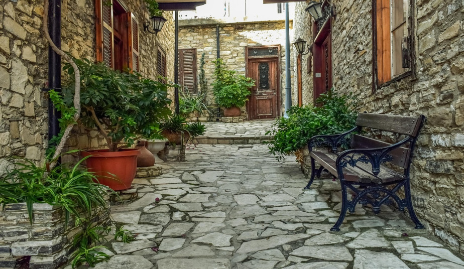 7-Day Northern Greece - Zagori, Metsovo & Pelion Adventure