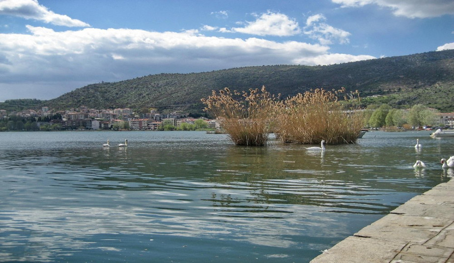 7-Day Northern Greece Tour – Athens, Delphi, Meteora, Kastoria & Thessaloniki