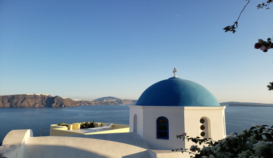 7-Day Escape: Santorini, Mykonos with Delos & Sunset Cruise to Caldera