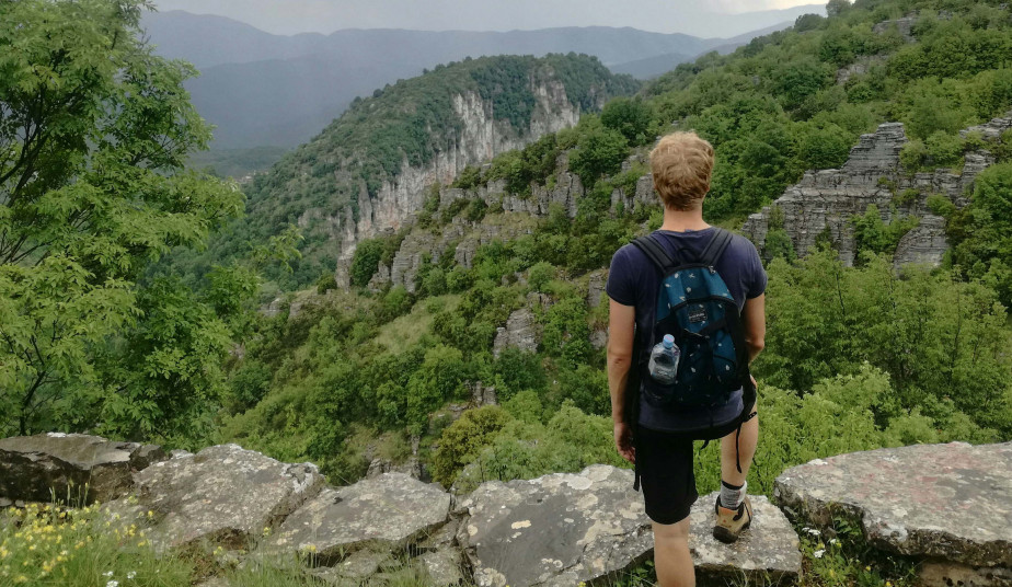 8 Day Self-Drive Tour in Delphi, Meteora, Zagorochoria & Mountain Villages