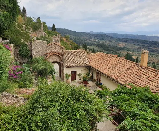 9-Day Greece Private Tour - Delphi, Olympia, Meteora & Peloponnese