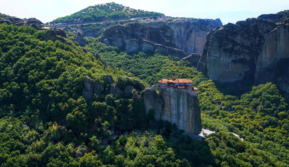 9-Day Greece Private Tour - Delphi, Olympia, Meteora & Peloponnese