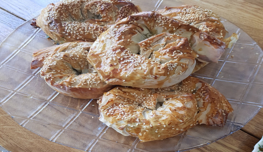 Cooking Class in Athens with Walking Tour of the Historic Central Market