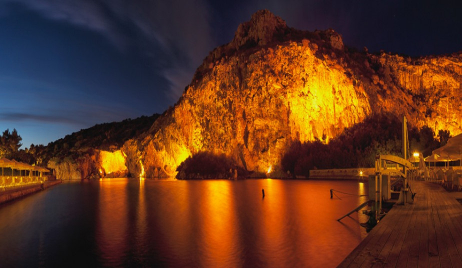 Full Day Private Tour in Athens, Cape Sounio & Lake of Vouliagmenis