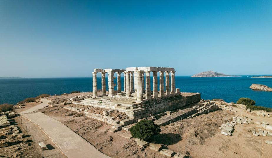 Full Day Private Tour in Athens, Cape Sounio & Lake of Vouliagmenis
