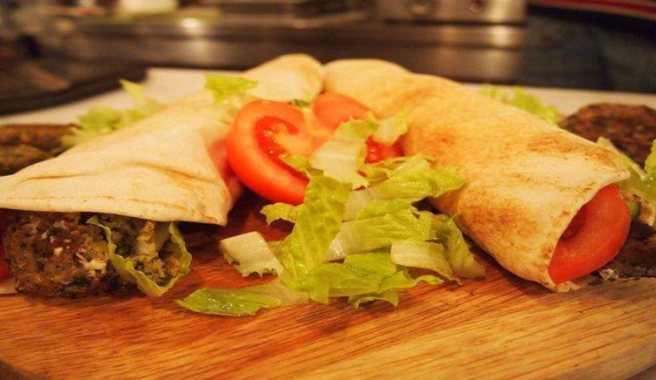 Gluten-Free Walking Food Tour in Athens – Savor the Best of Greece