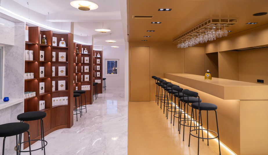 Private Tour in Corfu to Mon Repos Palace & Olive Oil Tasting