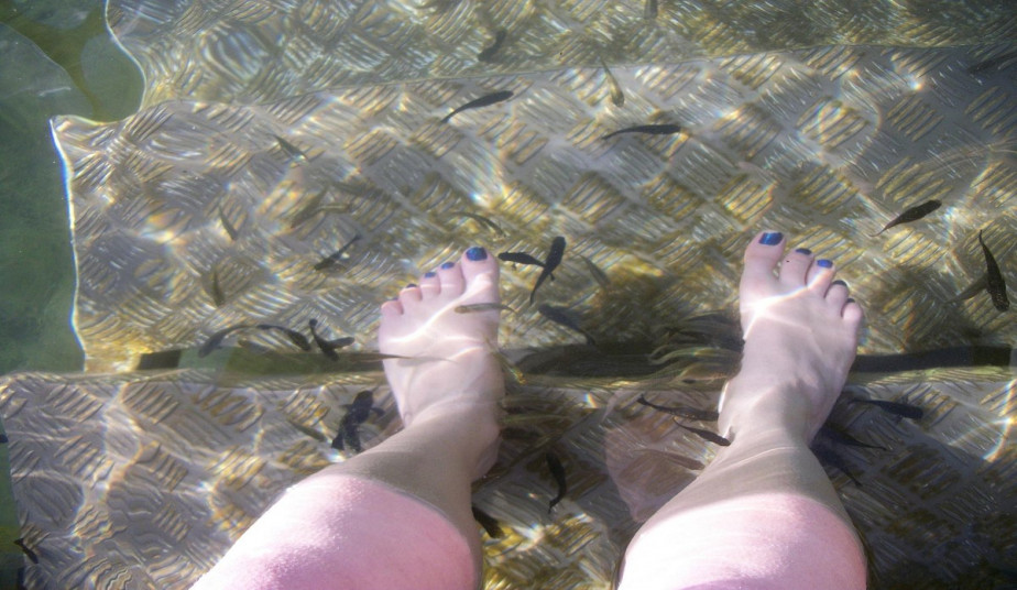 Private Tour in Acropolis & Lake of Vouliagmenis with Fish Spa Peeling