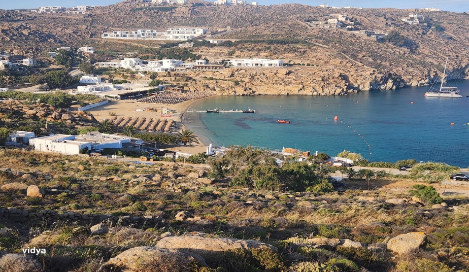 Mykonos Private Off-Road Jeep Safari – Villages & Beaches Exploration