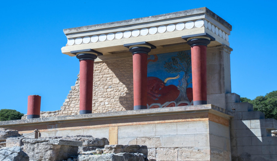 Guided Tour Knossos, Olive Oil & Farm-to-Table Experience at a Cretan Farm