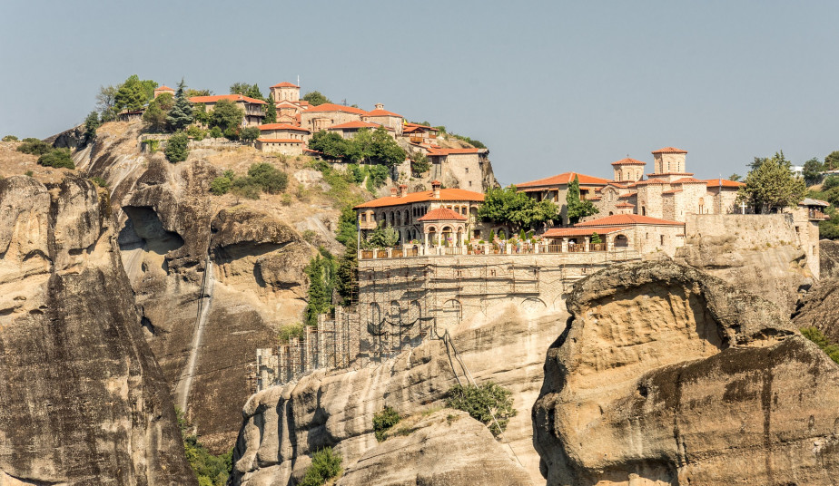 Explore Meteora’s Breathtaking Monasteries - Private Tour from Athens