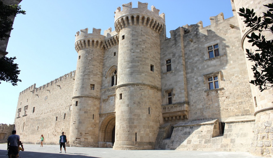 Walking Food Tour of Rhodes Town – Discover Local Flavors & History