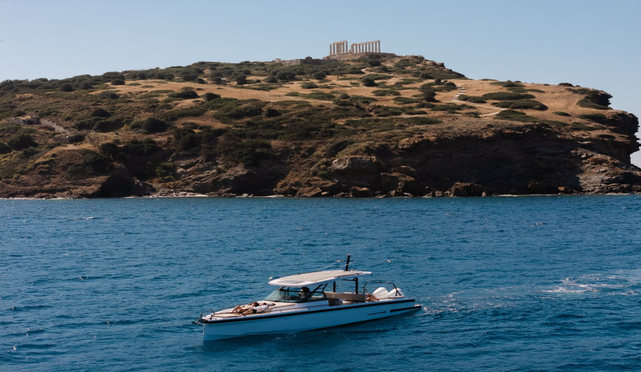 Private Sunset Cruise from Athens – Cape Sounio, Arsida & Patroklos