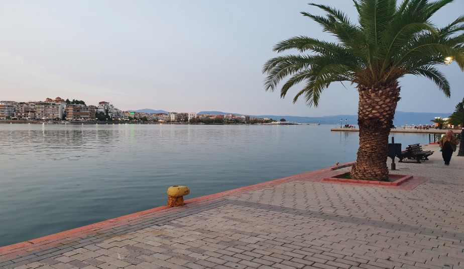 Discover Chalkis' Jewish Legacy: Private Tour to Community & Cemetery