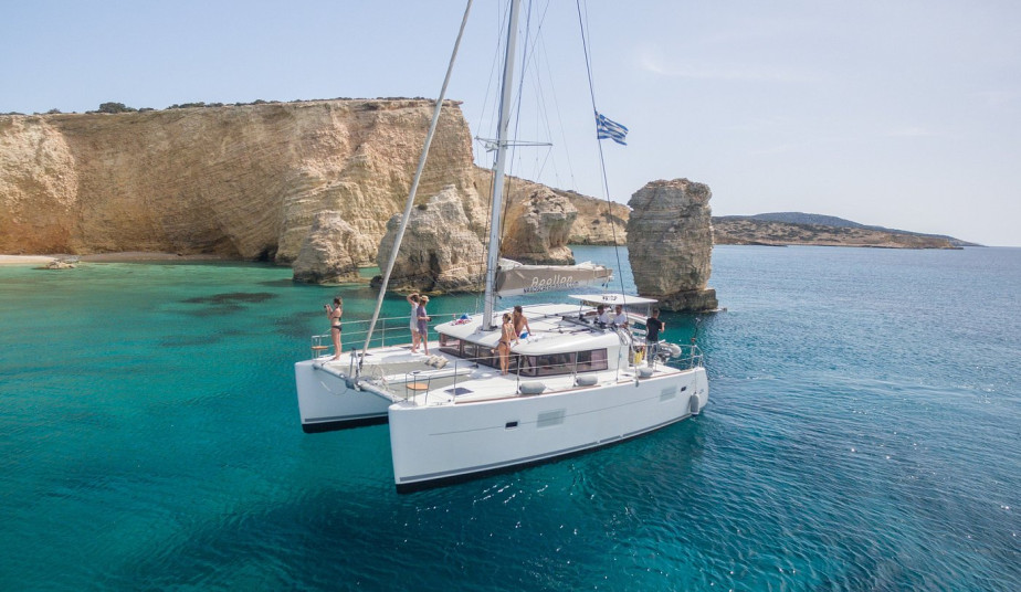 Semi-Private Cruise Naxos - Swim at the Southern Beaches of Naxos & Paros