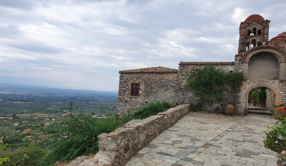 Explore Ancient Sparta & Byzantine Mystras – Private Day Tour from Athens