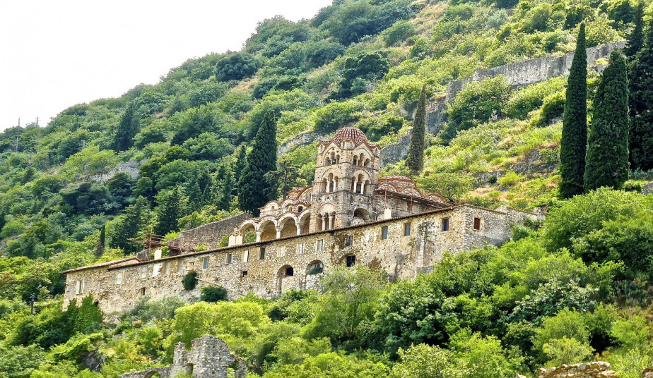 One Day Tour to Ancient Sparta, Mystras & Memorial of Leonidas from Athens