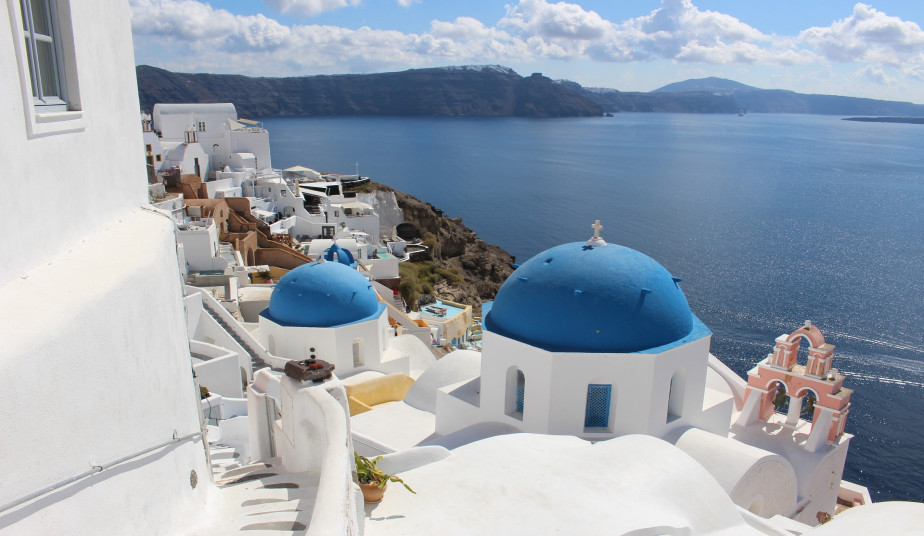 9-Day Greek Island Escape: Mykonos & Santorini Sunsets & Beaches