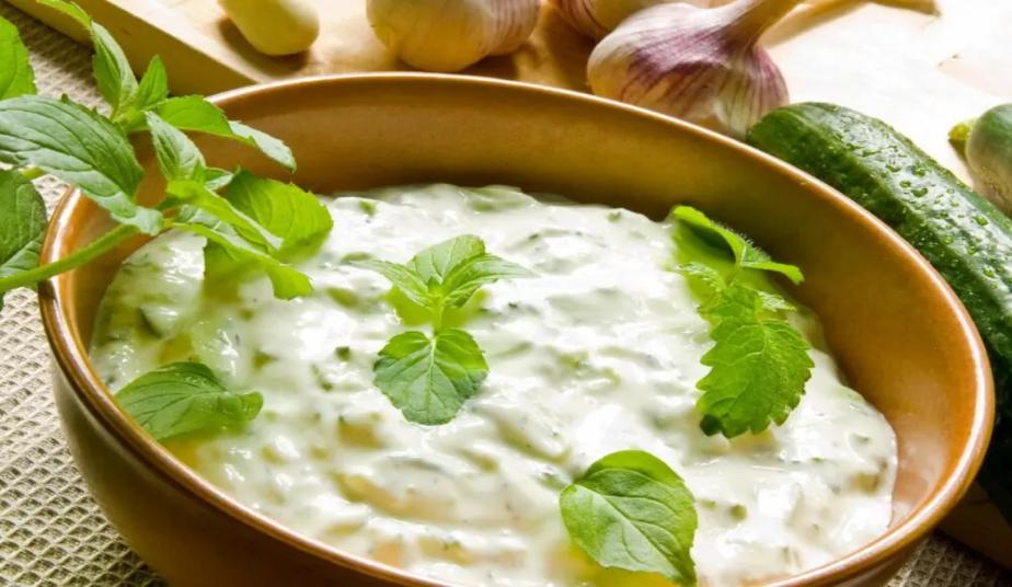 cooking chania tzatziki