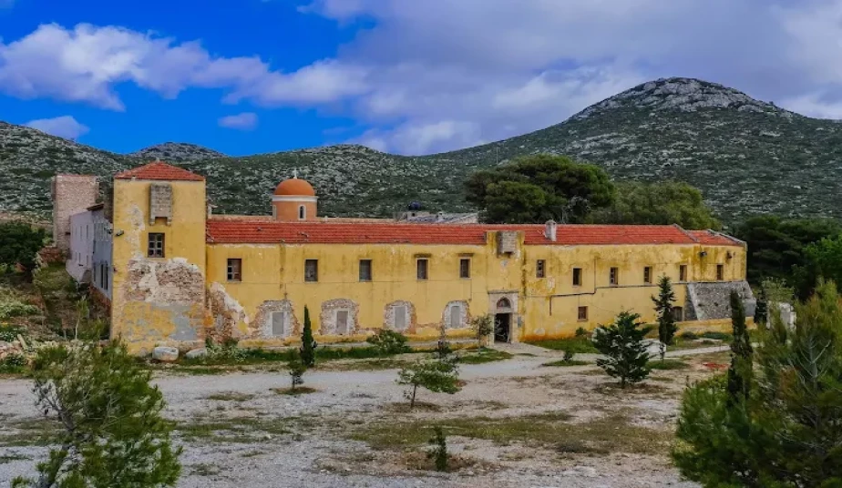 Chania: Monasteries & Vamos Village Tour with Traditional Cretan Lunch
