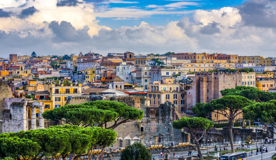 11 Days Private Tour in Rome, Naples, Sorrento, Amalfi, Santorini & Athens