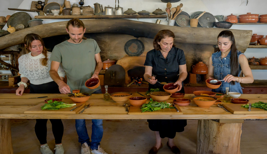 Cook Like a Minoan in Crete an Authentic Ancient Cooking Class