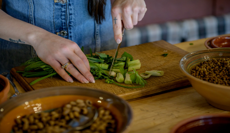 Cook Like a Minoan in Crete an Authentic Ancient Cooking Class