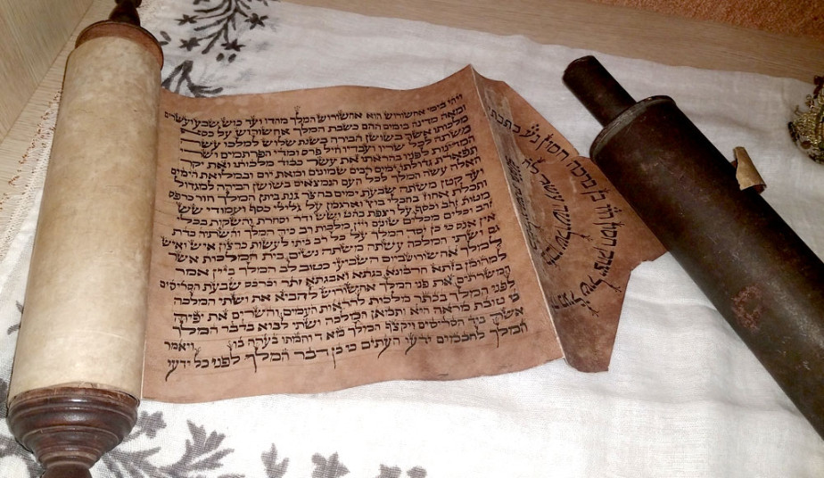 Private Jewish Heritage Walking Tour in Rhodes with Expert Guide