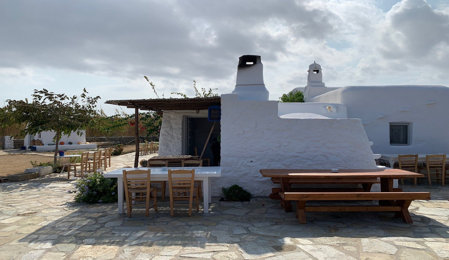 Traditional Bread Baking in Mykonos: A Hands-On Farm Experience