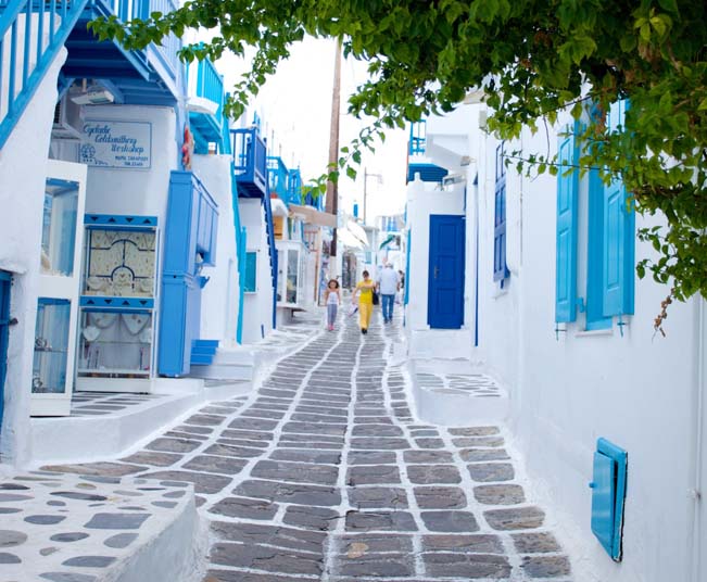 Walking Food Tasting Tour in Mykonos Town – Visit Windmills & Little Venice