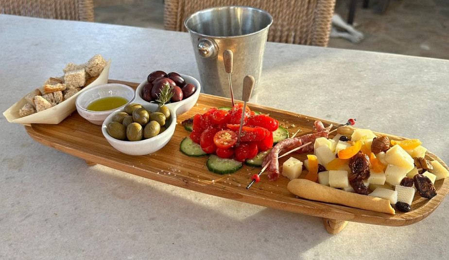 Naxos Gourmet & Cultural Tours – Olive Oil, Wine & Honey Tasting