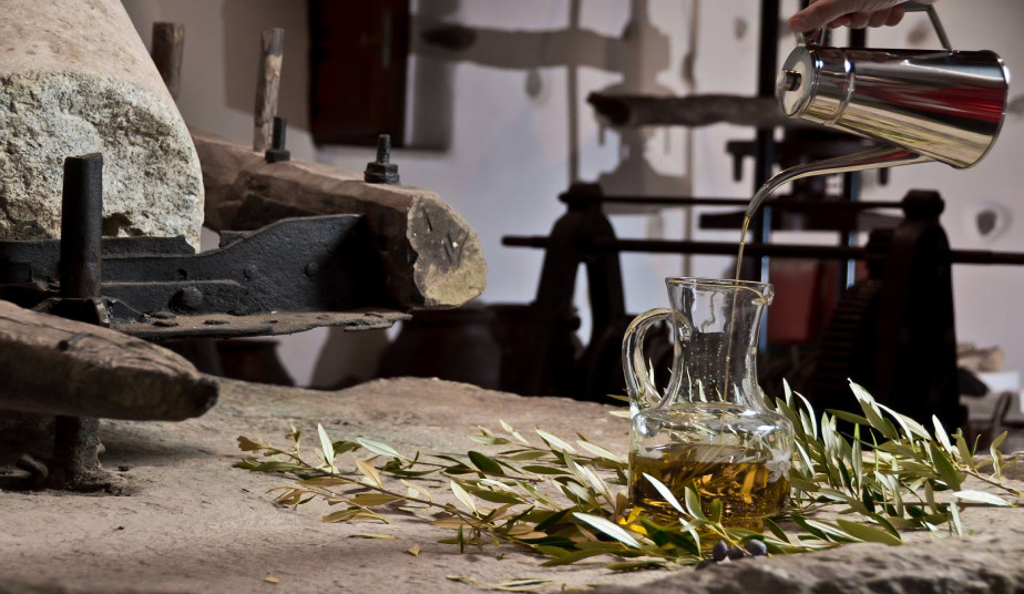 Olive Oil Museum Tour Naxos & Cooking Class Experience
