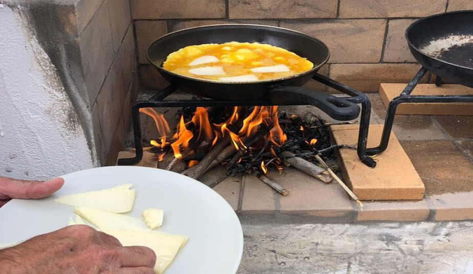 Hands-On Naxian Farm & Traditional Wood-Fired Cooking Experience