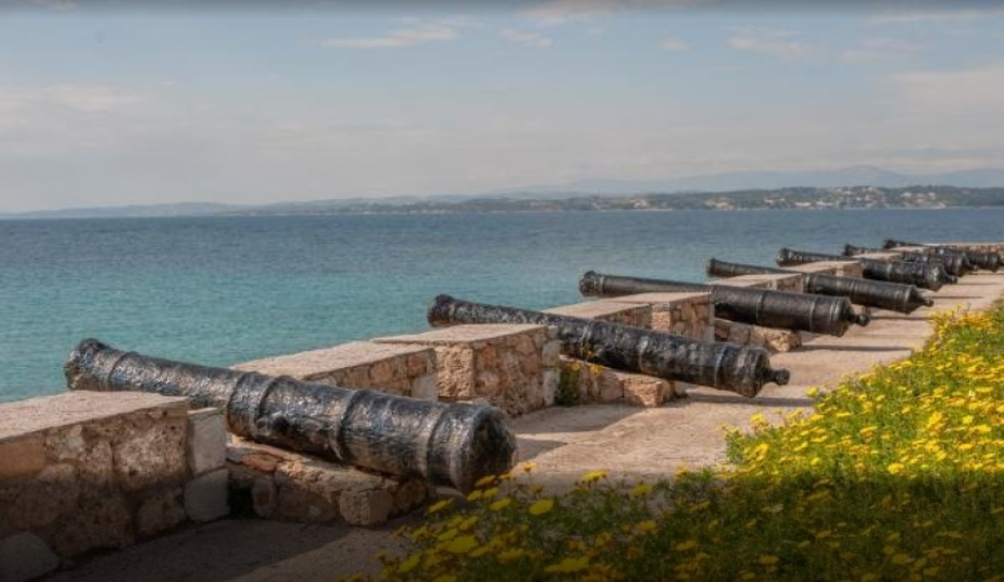 One Day Self Guided Tour to Spetses, Saronic Gulf's most Cosmopolitan Island