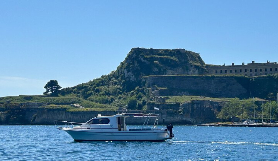 Private Cruise Corfu at Northeast Beaches, Caves & Vidos Island