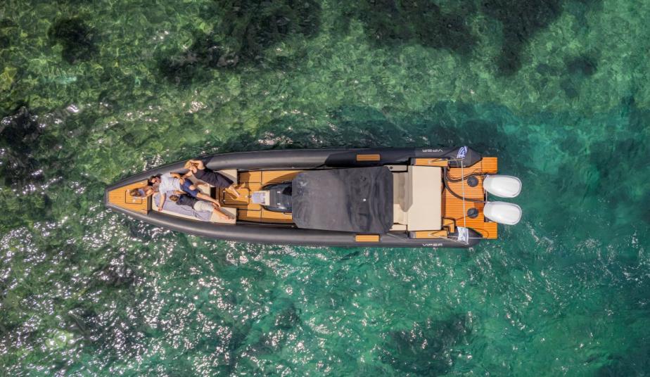 Private Cruise Corfu at Northeast Beaches, Caves & Vidos Island