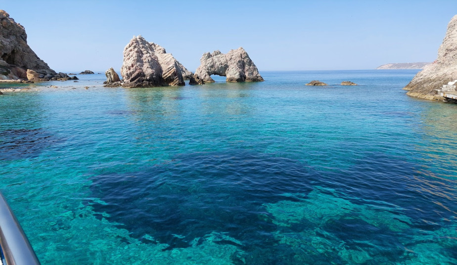 Half-Day  Private Cruise in Paros & Antiparos – Discover the Blue Lagoon