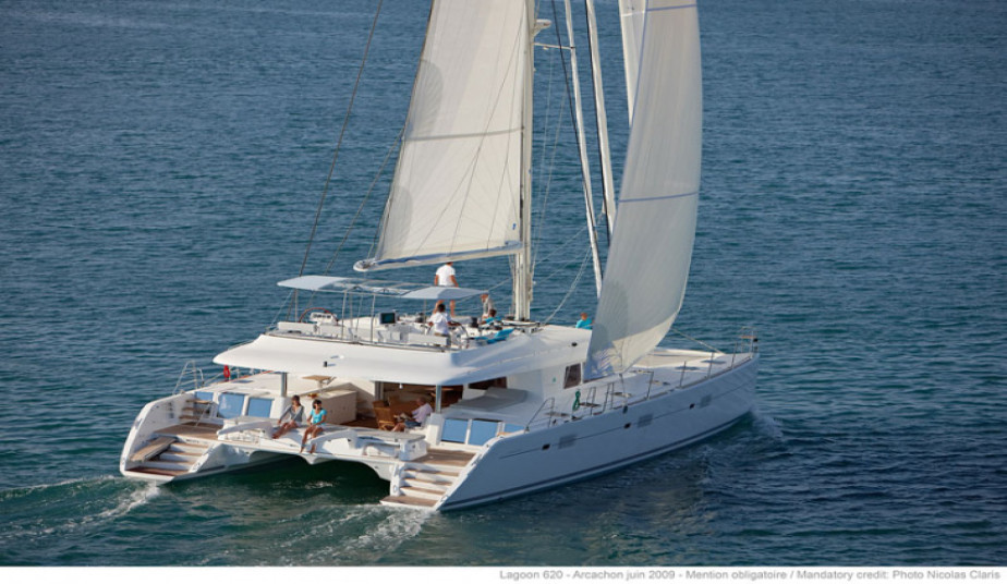 Private Catamaran Cruise from Athens – Swim, Relax & Explore
