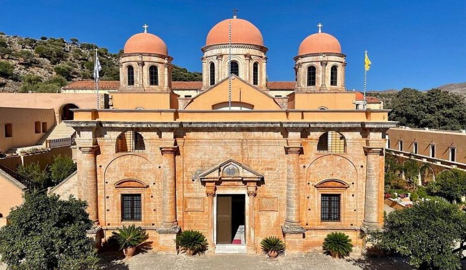 Private Monasteries & Village Tour from Chania with Traditional Lunch